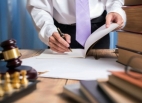 Chi phí thuê luật sư ly hôn hết bao nhiêu tiền?